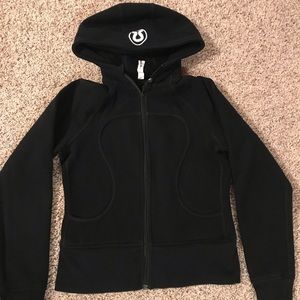 Lululemon size 6 Scuba Hoodie